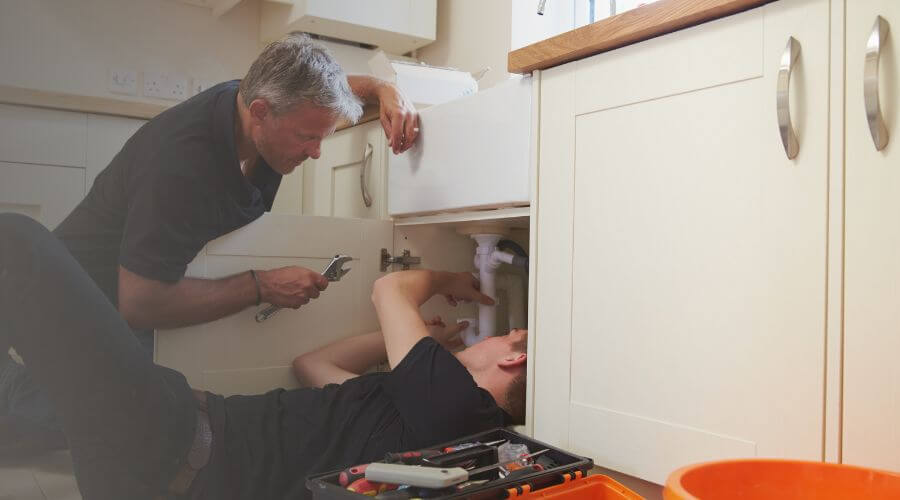 Professional burst pipe repair services in Edcouch, TX